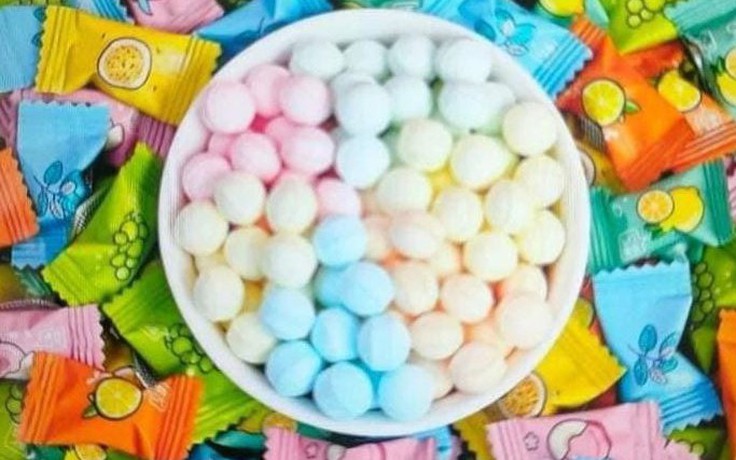 Quảng Ninh: 29 học sinh ngộ độc thực phẩm sau khi ăn kẹo lạ
