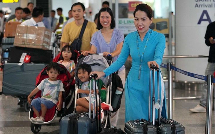 Phập phồng vé tàu xe tết Phập phồng vé tàu xe tết