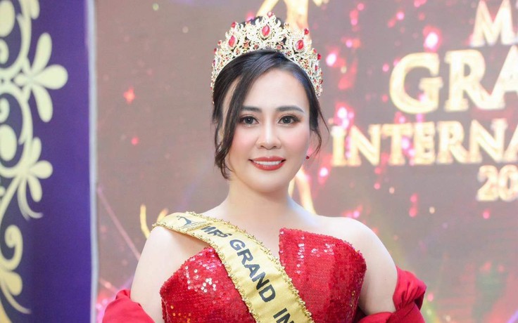 Phan Kim Oanh bất ngờ được gia hạn nhiệm kỳ hoa hậu quý bà