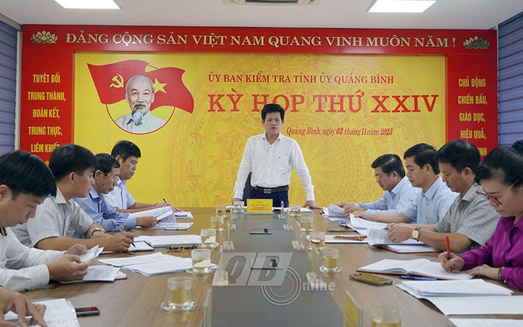 Kỷ luật phó giám đốc phụ trách Ban quản lý rừng phòng hộ Đồng Hới Kỷ luật phó giám đốc phụ trách Ban quản lý rừng phòng hộ Đồng Hới