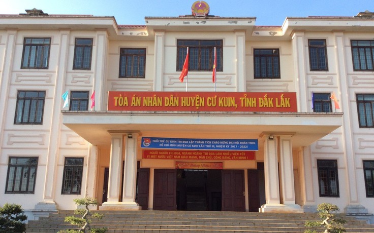 Đắk Lắk: Chánh án tòa huyện ký khống biên bản, thẩm phán bị tố sửa bản án