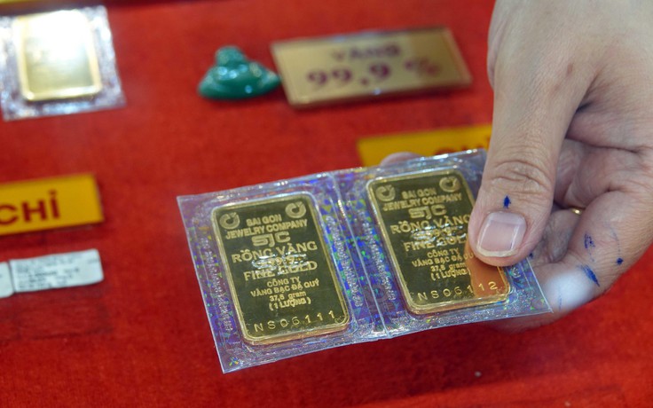 Giá vàng hôm nay 1.12.2023: Rủi ro tăng cao ở vàng nhẫn Giá vàng hôm nay 1.12.2023: Rủi ro tăng cao ở vàng nhẫn