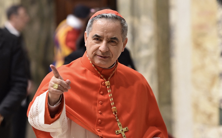 Một hồng y quyền lực lãnh án tù trong phiên tòa lịch sử ở Vatican