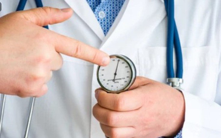 Bác sĩ khuyến nghị bài tập 60 giây giúp giảm huyết áp