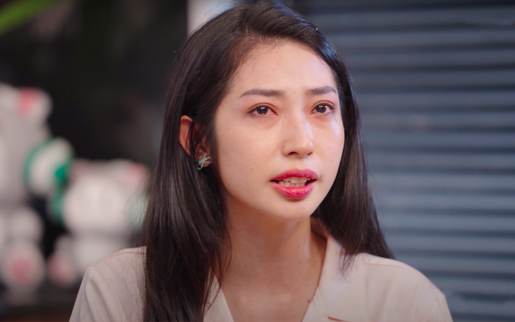 Khổng Tú Quỳnh: Từng căng thẳng với ba mẹ vì không chịu từ bỏ showbiz