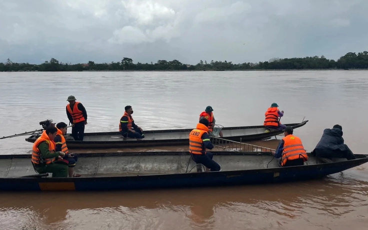 Quảng Bình: Gặp tai nạn ngã xuống sông, người đàn ông mất tích