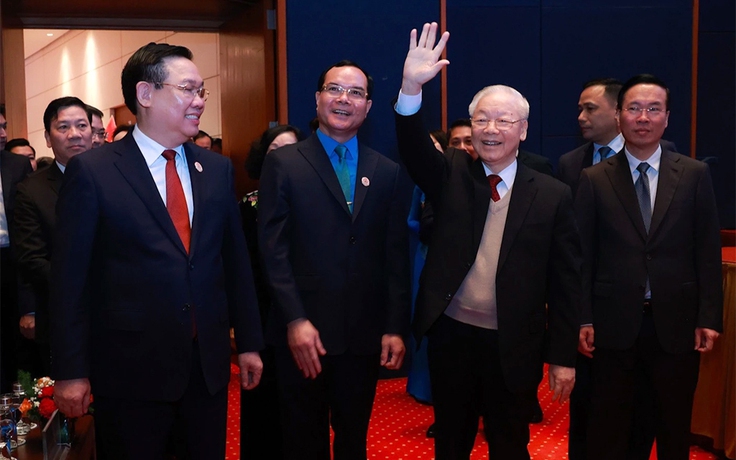 Công đoàn phải thực sự là tổ chức của người lao động, vì người lao động Công đoàn phải thực sự là tổ chức của người lao động, vì người lao động