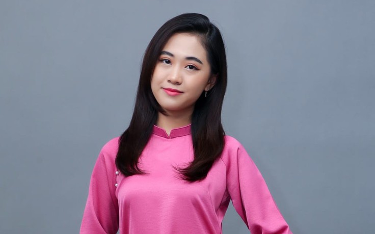 Cô gái 17 tuổi khiến Thái Châu dự đoán trở thành ngôi sao dòng nhạc dân ca