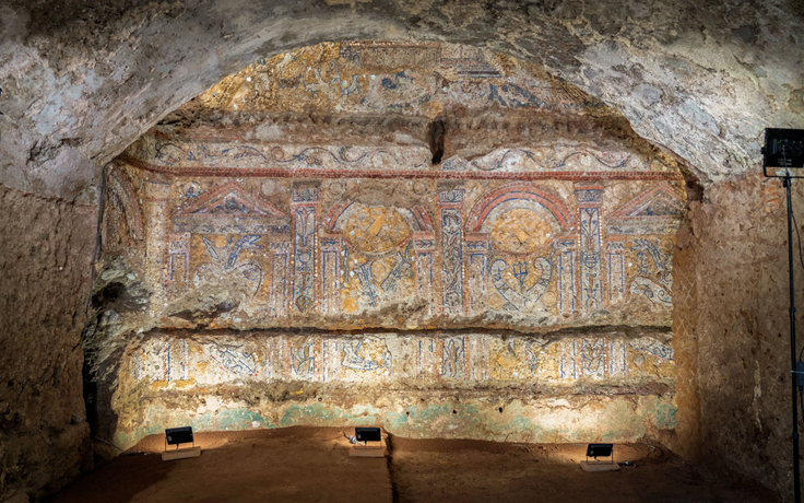 Báu vật 2.300 năm tuổi bên dưới hầm ngầm La Mã
