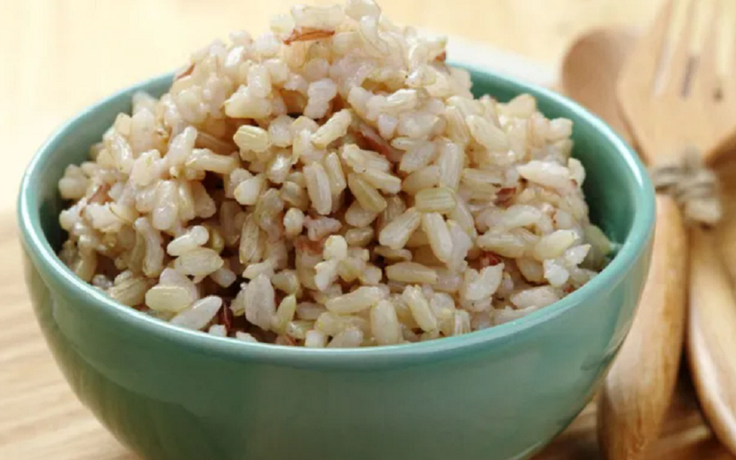 Người bị tiểu đường hạn chế ăn cơm gạo trắng, nên thay bằng gì?
