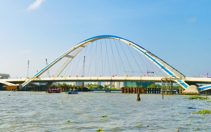 Thông xe kỹ thuật cầu Trần Hoàng Na, nối 2 quận Ninh Kiều-Cái Răng
