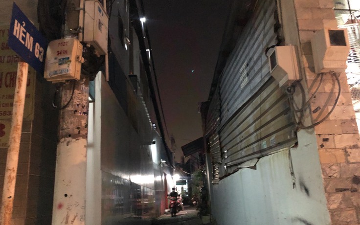 Công an TP.Thủ Đức nhanh chóng bắt kẻ cướp gây ra 2 vụ giật dây chuyền 2 ngày liên tiếp Công an TP.Thủ Đức nhanh chóng bắt kẻ cướp gây ra 2 vụ giật dây chuyền 2 ngày liên tiếp