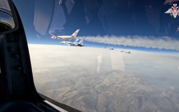 Vì sao chiến đấu cơ Su-35 hộ tống chuyên cơ đưa Tổng thống Putin đến Trung Đông?