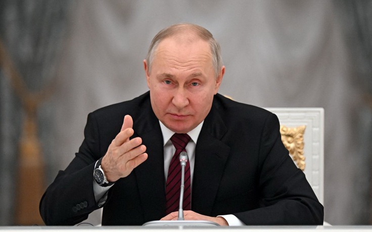 Ông Putin nói không còn cách nào khác, phải tái tranh cử Tổng thống Nga