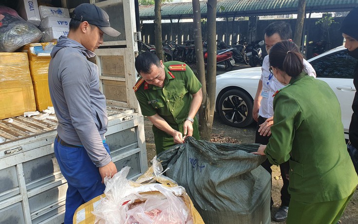 Quảng Trị: Phát hiện 3 tạ sản phẩm động vật chuẩn bị 'xuất khẩu' sang Lào