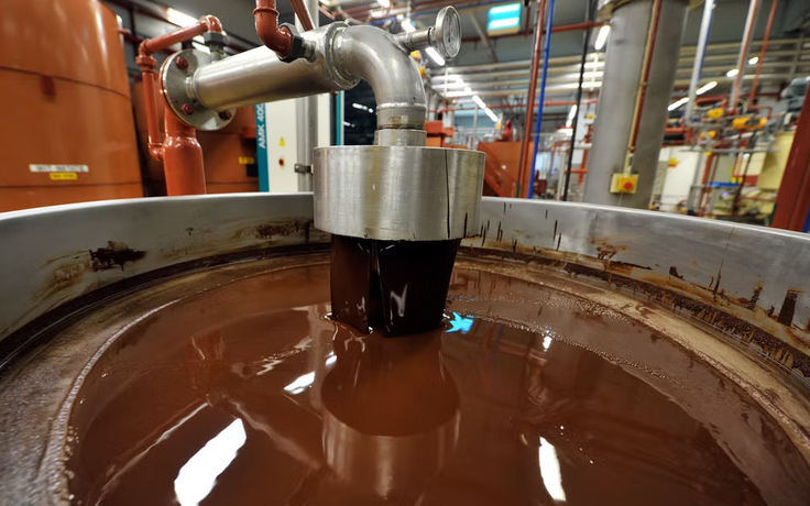 Công nhân rơi vào bồn sôcôla, nhà sản xuất kẹo M&M bị phạt
