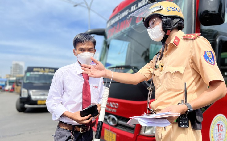 CSGT TP.HCM tăng cường tuần tra đảm bảo an toàn giao thông dịp rằm tháng giêng