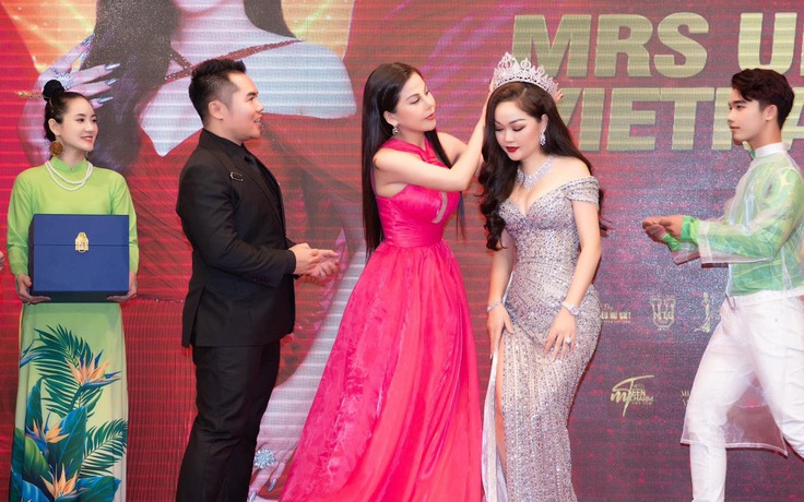 Hoàng Thanh Nga: Từ ‘bà trùm vương miện’ đến Mrs Universe 2023