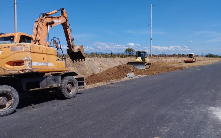 Tiến độ dự án cao tốc Vĩnh Hảo - Phan Thiết sẽ 'về đích' trước ngày 30.4?