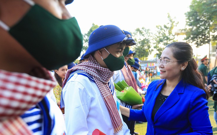 Hàng ngàn thanh niên TP.HCM lên đường nhập ngũ