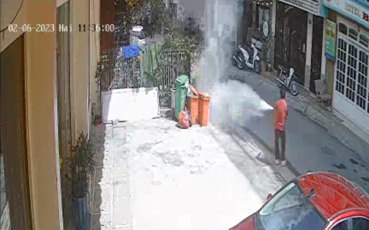 Đà Lạt: Người đàn ông dùng xăng tự thiêu giữa phố