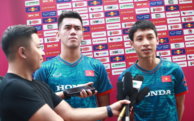 Hùng Dũng: 'Cầu thủ U.23 cạnh tranh sòng phẳng với đàn anh ở đội tuyển Việt Nam'