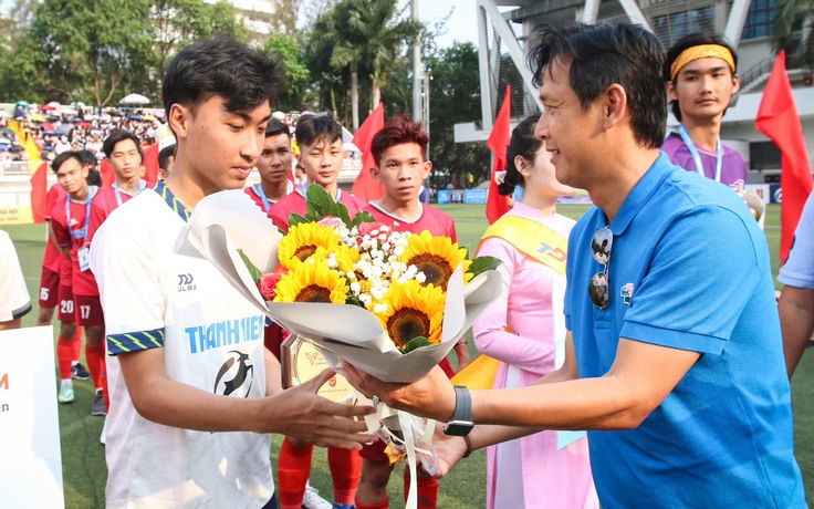 Nhà vô địch AFF Cup kỳ vọng vào giải bóng đá Thanh Niên Sinh viên Việt Nam Nhà vô địch AFF Cup kỳ vọng vào giải bóng đá Thanh Niên Sinh viên Việt Nam