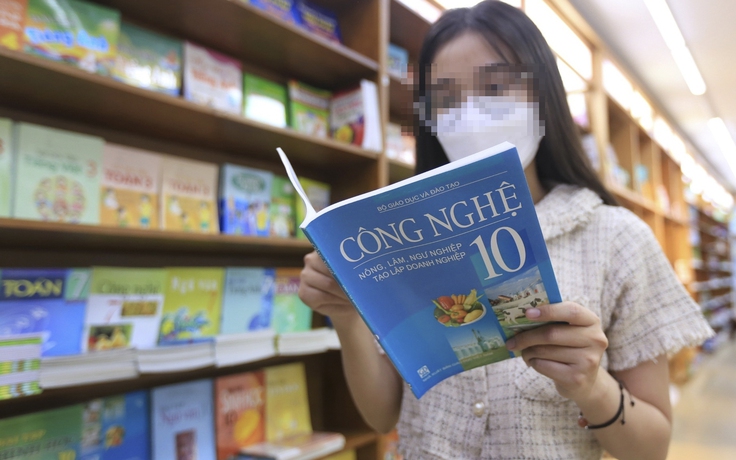 Quốc hội bắt đầu giám sát thực hiện chương trình, sách giáo khoa mới Quốc hội bắt đầu giám sát thực hiện chương trình, sách giáo khoa mới