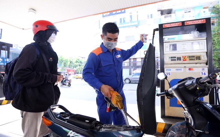 Giá xăng dầu đồng loạt tăng từ 15 giờ hôm nay 13.3 Giá xăng dầu đồng loạt tăng từ 15 giờ hôm nay 13.3