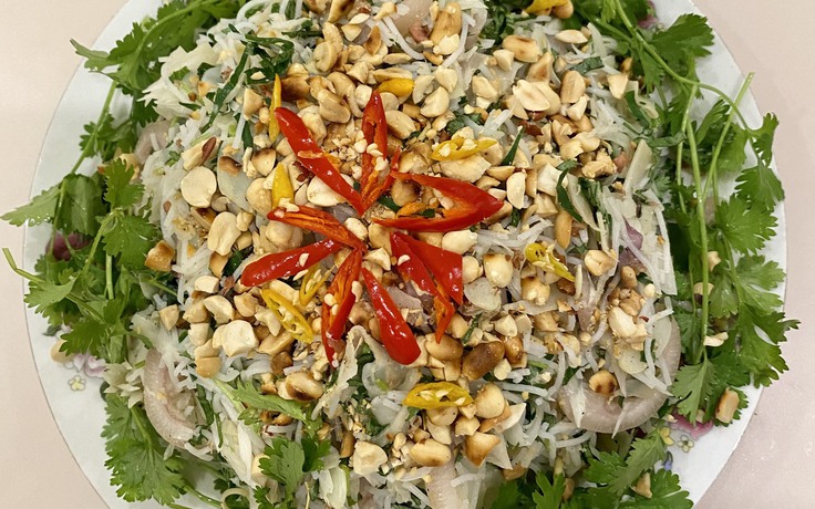Hương vị quê hương: Mít trộn tai heo Hương vị quê hương: Mít trộn tai heo
