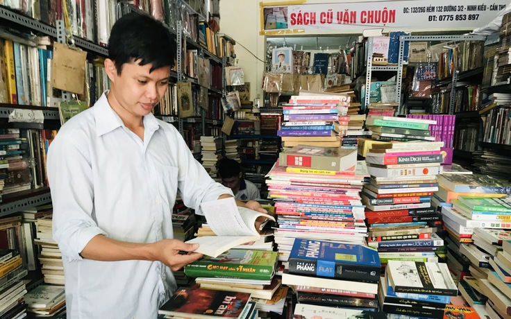 Chàng trai miền Tây gác việc giáo viên, khởi nghiệp với… tiệm sách cũ