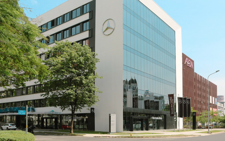 Mercedes-Benz ra mắt showroom có phòng chờ Maybach Lounge đầu tiên tại Việt Nam