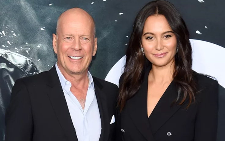 Vợ Bruce Willis đau buồn vì căn bệnh mất trí nhớ của chồng