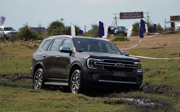 SUV 7 chỗ: Ford Everest sụt giảm vẫn bán gần gấp đôi Toyota Fortuner SUV 7 chỗ: Ford Everest sụt giảm vẫn bán gần gấp đôi Toyota Fortuner