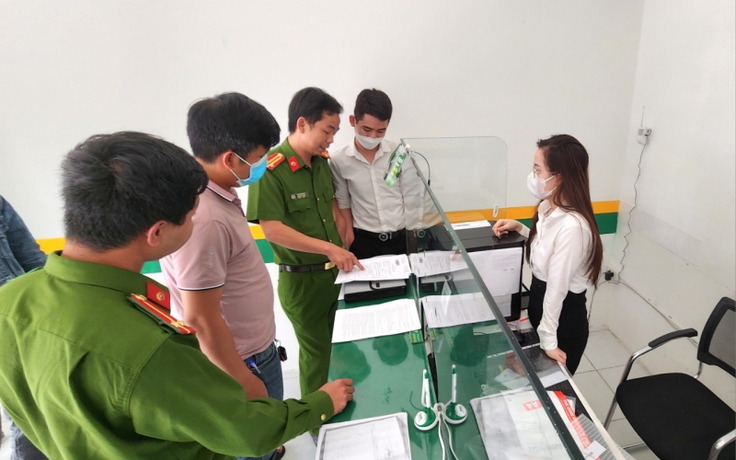 Cảnh sát hình sự tổng kiểm tra các điểm giao dịch F88 tại Đà Nẵng Cảnh sát hình sự tổng kiểm tra các điểm giao dịch F88 tại Đà Nẵng