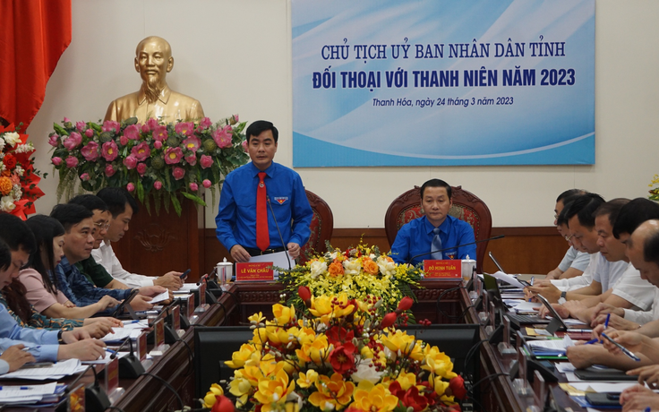 Chủ tịch tỉnh Thanh Hóa Đỗ Minh Tuấn đối thoại với thanh niên