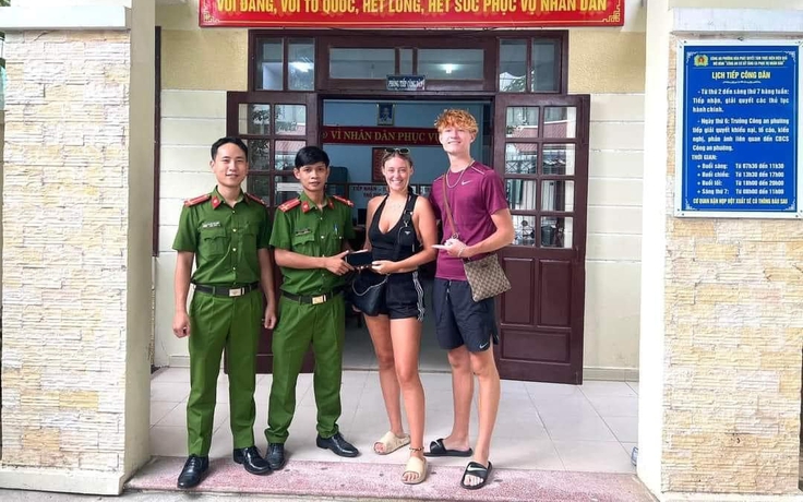 Tìm lại điện thoại, ví tiền cho du khách nước ngoài, Việt kiều