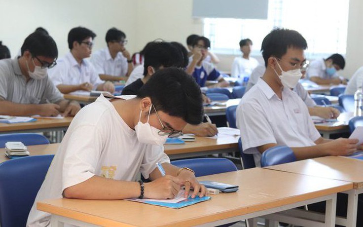 Vì sao đề thi đánh giá năng lực ĐH Quốc gia TP.HCM xuất hiện trên mạng? Vì sao đề thi đánh giá năng lực ĐH Quốc gia TP.HCM xuất hiện trên mạng?