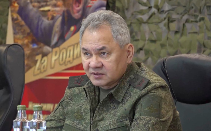 Bộ trưởng Quốc phòng Nga Shoigu bất ngờ xuất hiện gần tiền tuyến ở Ukraine