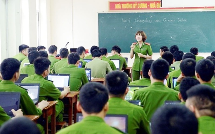 Tuyển sinh ĐH 2023: Khối trường công an dự kiến tuyển 2.000 chỉ tiêu Tuyển sinh ĐH 2023: Khối trường công an dự kiến tuyển 2.000 chỉ tiêu
