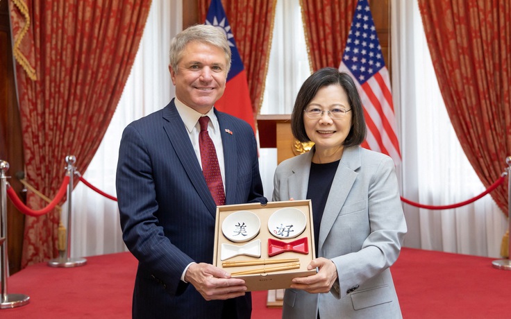 Trung Quốc có động thái đáp trả nghị sĩ Mỹ cấp cao thăm Đài Loan