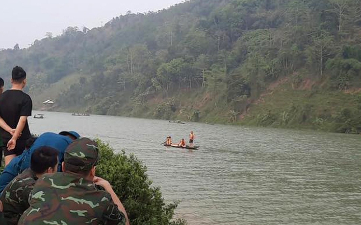 Lật thuyền ở Hà Giang, 1 người chết, 2 người mất tích