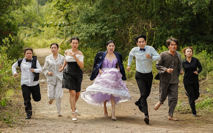 ‘Biệt đội rất ổn’ nối dài chuỗi phim hài nhạt của điện ảnh Việt