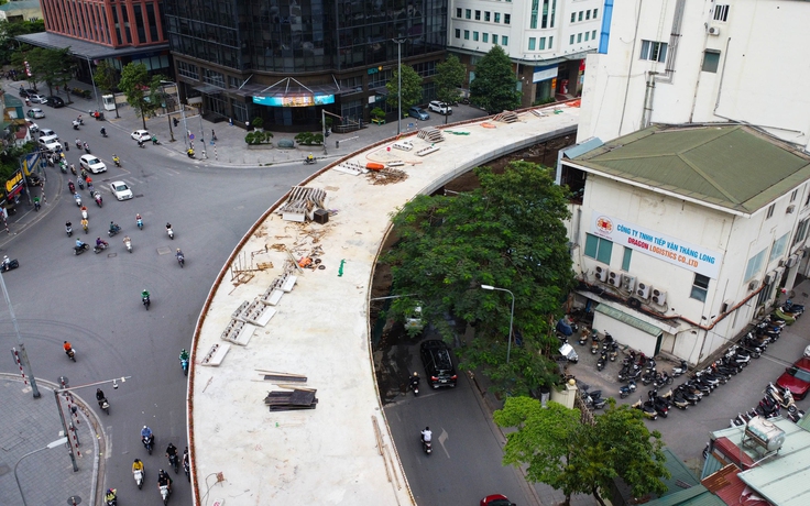 Cận cảnh Cầu vượt chữ C hơn 147 tỉ sắp hoàn thành ở Hà Nội