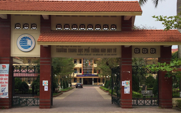 Phụ huynh 'tố' thu quỹ lớp 2 triệu đồng/năm, hiệu trưởng yêu cầu dừng thu