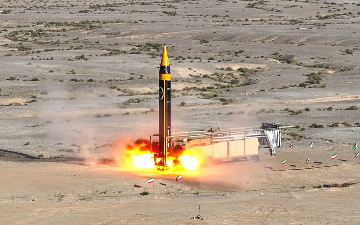 Iran phóng tên lửa đạn đạo mới sau tuyên bố của tướng hàng đầu Israel