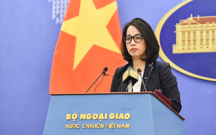 Việt Nam phản đối Trung Quốc lắp đặt phao đèn báo hiệu tại Trường Sa