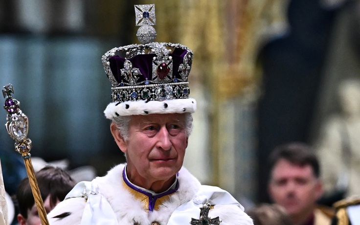 Vua Charles III chính thức lên ngôi Vua Charles III chính thức lên ngôi
