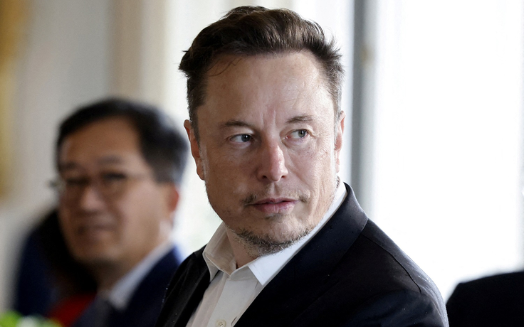 Ông Elon Musk trở lại vị trí giàu nhất thế giới