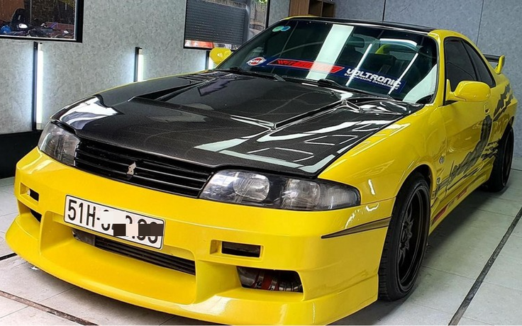 Xe độ Nissan Skyline R33 hàng hiếm tại Việt Nam